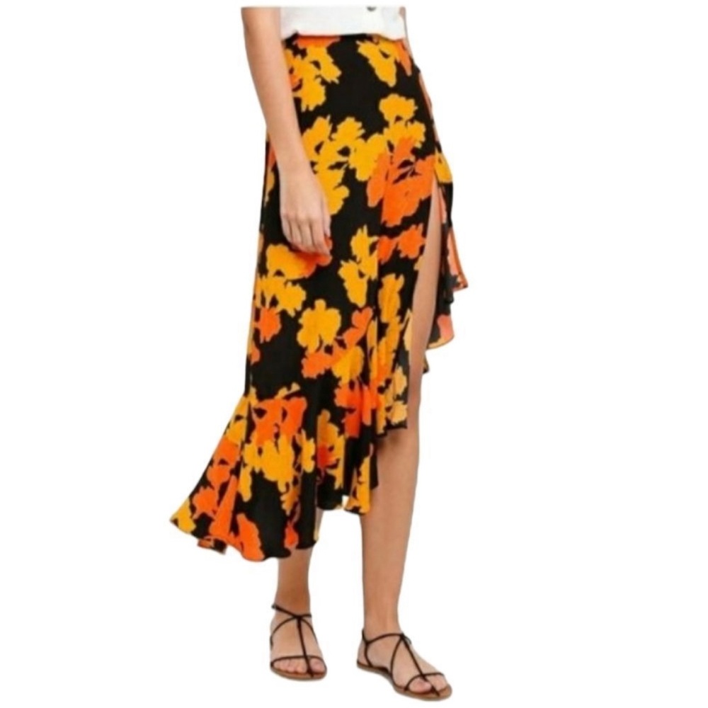 New TopShop Floral Skirt